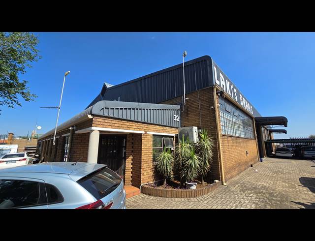 954M² WAREHOUSE TO LET IN SPARTAN